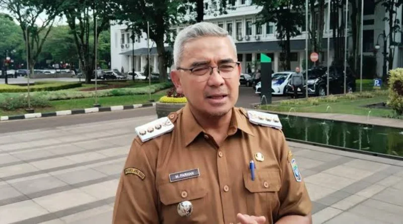 Pemkot Bandung Bekukan Izin Videotron Usai Penebangan Pohon